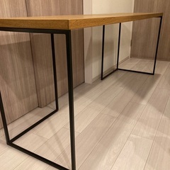 ロングテーブルの画像