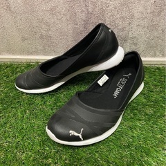 PUMA スニーカー23.5cmの画像