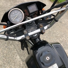 ヤマハ　TW225  書類付実働ベース車の画像