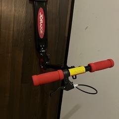 子供用キックボードの画像