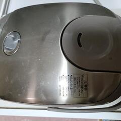 炊飯器の画像