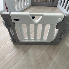 ベビーサークルの画像