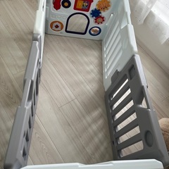 ベビーサークルの画像