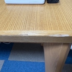 大きめダイニングテーブルの画像