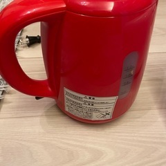 電気ポットの画像