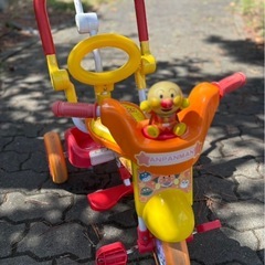 　決まりました。　アンパンマン三輪車の画像