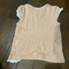 110サイズ　　半袖カットソー
の画像