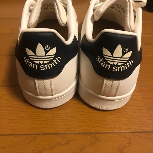 スタンスミス