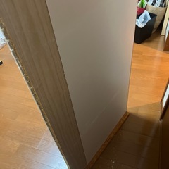 　　廃材　タイルを貼った板の画像
