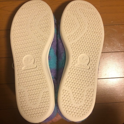 スタンスミス