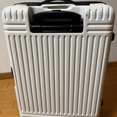キャリーケースの画像