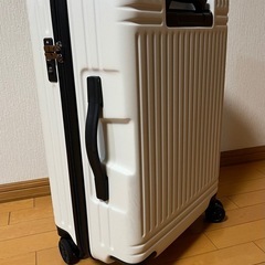 キャリーケースの画像