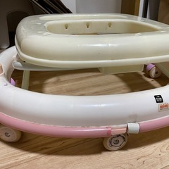歩行器（ジャンク品）の画像