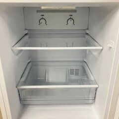 24927  一人暮らし2D冷蔵庫 Haier 2022年製 148L ◆大阪市内・東大阪市他 6,000円以上ご購入で無料配達いたします！◆ ※高槻・枚方方面◆西宮・尼崎方面◆生駒方面　それぞれ条件付き無料配送あり！            の画像