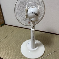 TOSHIBA扇風機　リモコン付き　2013年製の画像