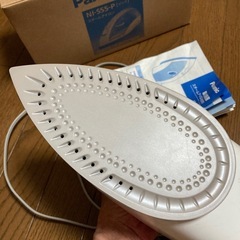 ほぼ新品　スチームアイロン　の画像