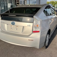 トヨタ　プリウス　上級グレード　10万キロの画像