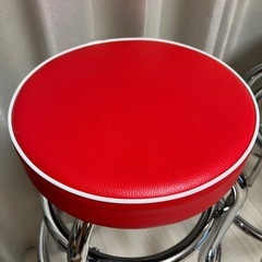 バーカウンターチェア　赤色　2脚の画像