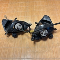 マジェスティ4d9用フロントウィンカー左右セット
の画像