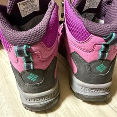 コロンビア　トレッキングシューズの画像