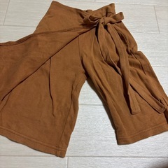 ズボン80cm フタフタの画像