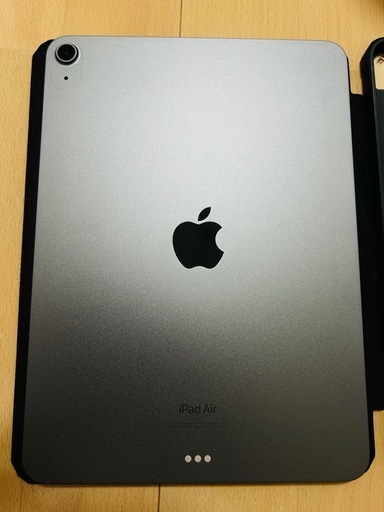 【美品】iPad Air第5世代 Wi-Fi 64GB