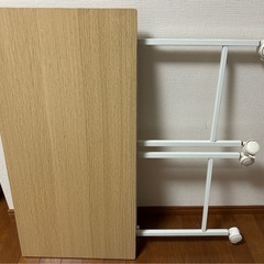 ニトリ キャスター付き 折りたたみテーブルの画像