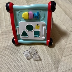 知育玩具「ディズニー サウンドいっぱい！イタズラ家電ボックス」の画像