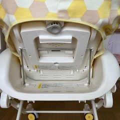 コンビ ハイローチェアーの画像