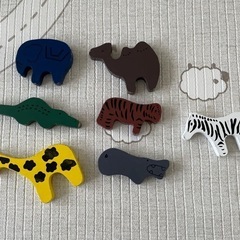 森の遊び箱　木製知育玩具 ビーズ遊び・形合わせ　箱付きの画像