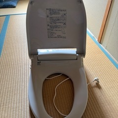 リクシル 暖房便座 ウォームレット の画像