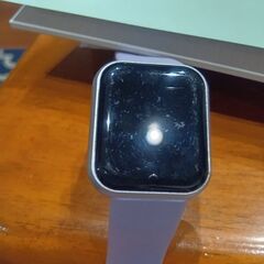 中古 開封済みスマートウォッチlog9 箱と本体に傷ありの画像