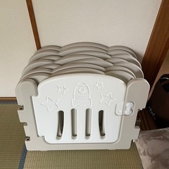 ベビーサークルの画像