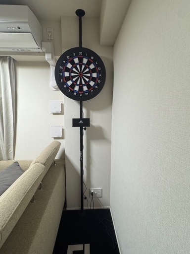 (購入予定者決まりました)【定価50%】【2023年12月購入】ダーツボードセット(ダーツボード、ポールスタンド、スローマット)