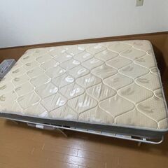 セミダブル ポケットコイルマットレス+スチールベッドフレームセット※引き取りのみの画像