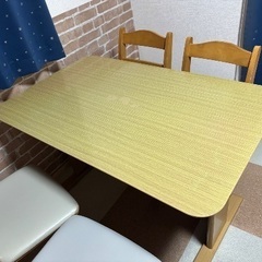 ダイニングテーブル5点セットの画像