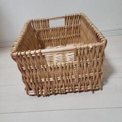 大きめ　柳　バスケットの画像