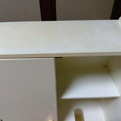 トイレ用収納棚の画像