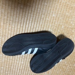 【8月24日本日受け渡し可能】adidas Superstar ブラック/ホワイト スニーカーの画像