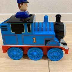 タカラトミー　プッシュンゴートーマス、Melissa & Doug　木製サウンドパズルの画像