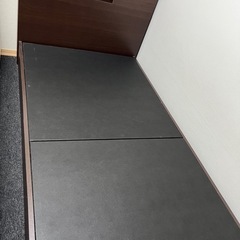 マットレス付きシングルベッドの画像