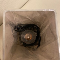 新品テーブルランプの画像
