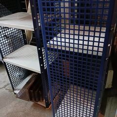 スチールラックの画像