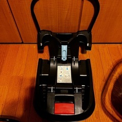 デニム風チャイルドシート 安全ベルトの画像