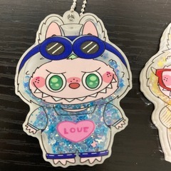 81🐰LABUBUラブブ。シャカシャカボールチェーン1つ¥200の画像