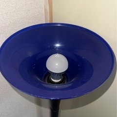 8/30まで　フロアランプの画像
