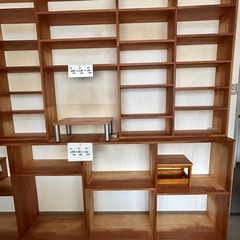 木製多用途型の棚一式の画像