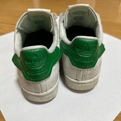 adidas 靴24.5の画像