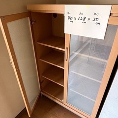 収納型飾り棚の画像