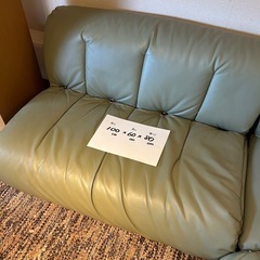 コーナー型ソファーの画像